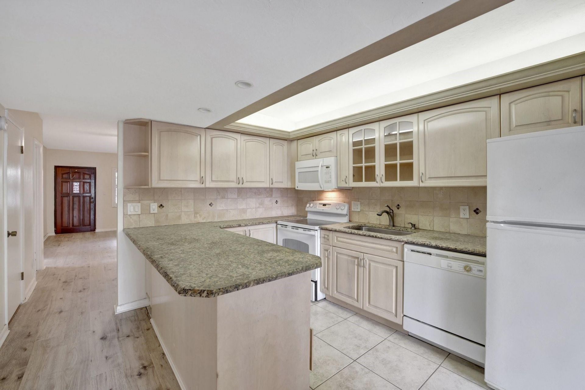 917 NE 16th Avenue, Unit 7, Fort Lauderdale, FL 33304 Photo