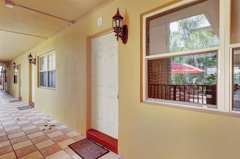 744 NE 14th Ave, Unit 4, Fort Lauderdale, FL 33304 Photo