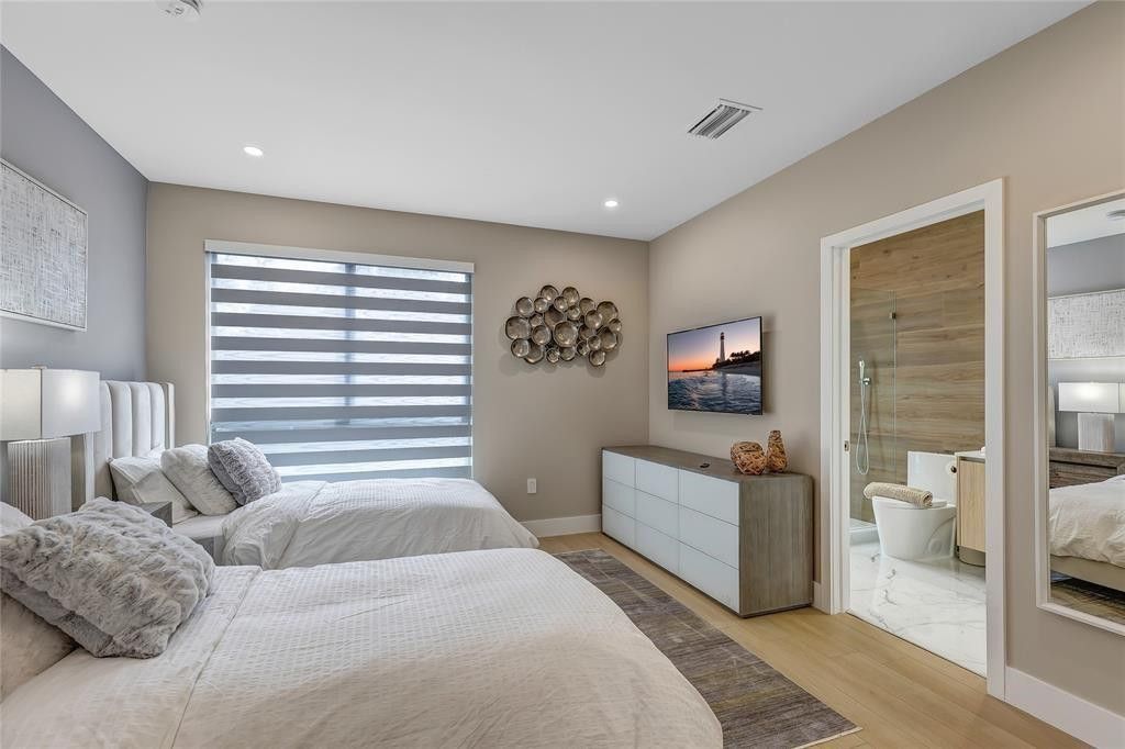 811 SW 10th Terrace, Fort Lauderdale, FL 33315 Photo