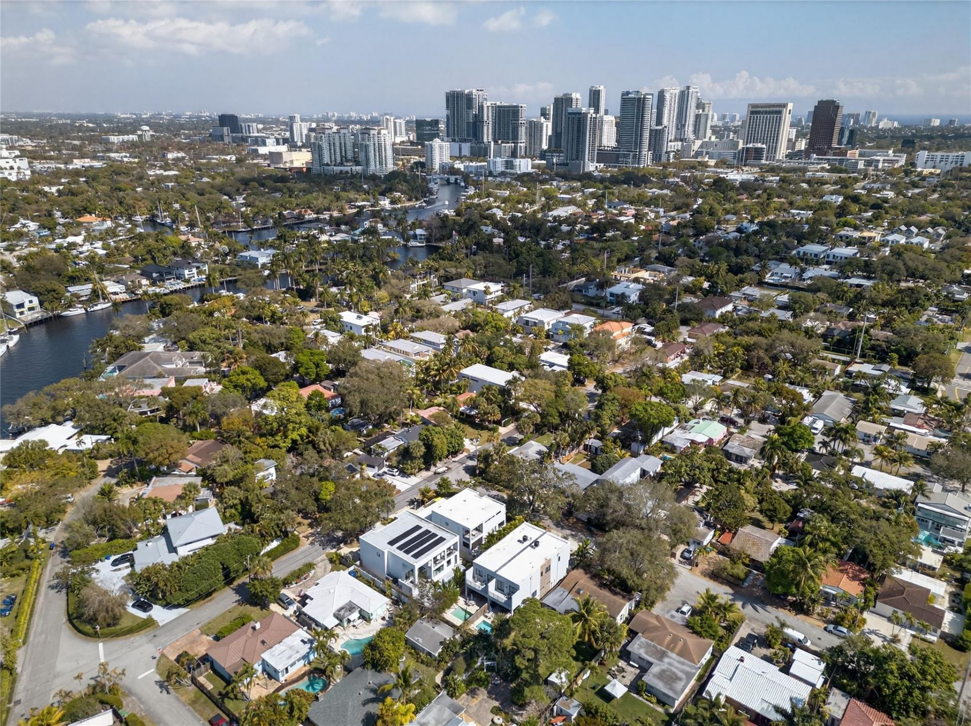 811 SW 10th Terrace, Fort Lauderdale, FL 33315 Photo