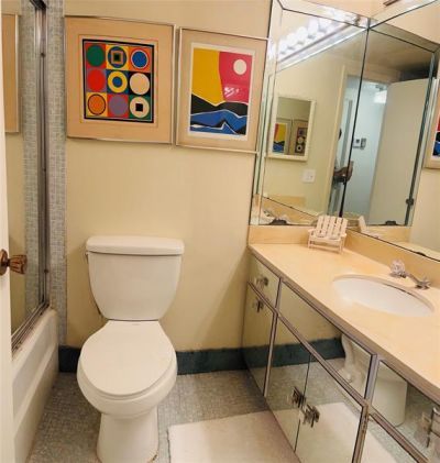 800 NE 195th Street, Unit 307, Miami, FL 33179 Photo