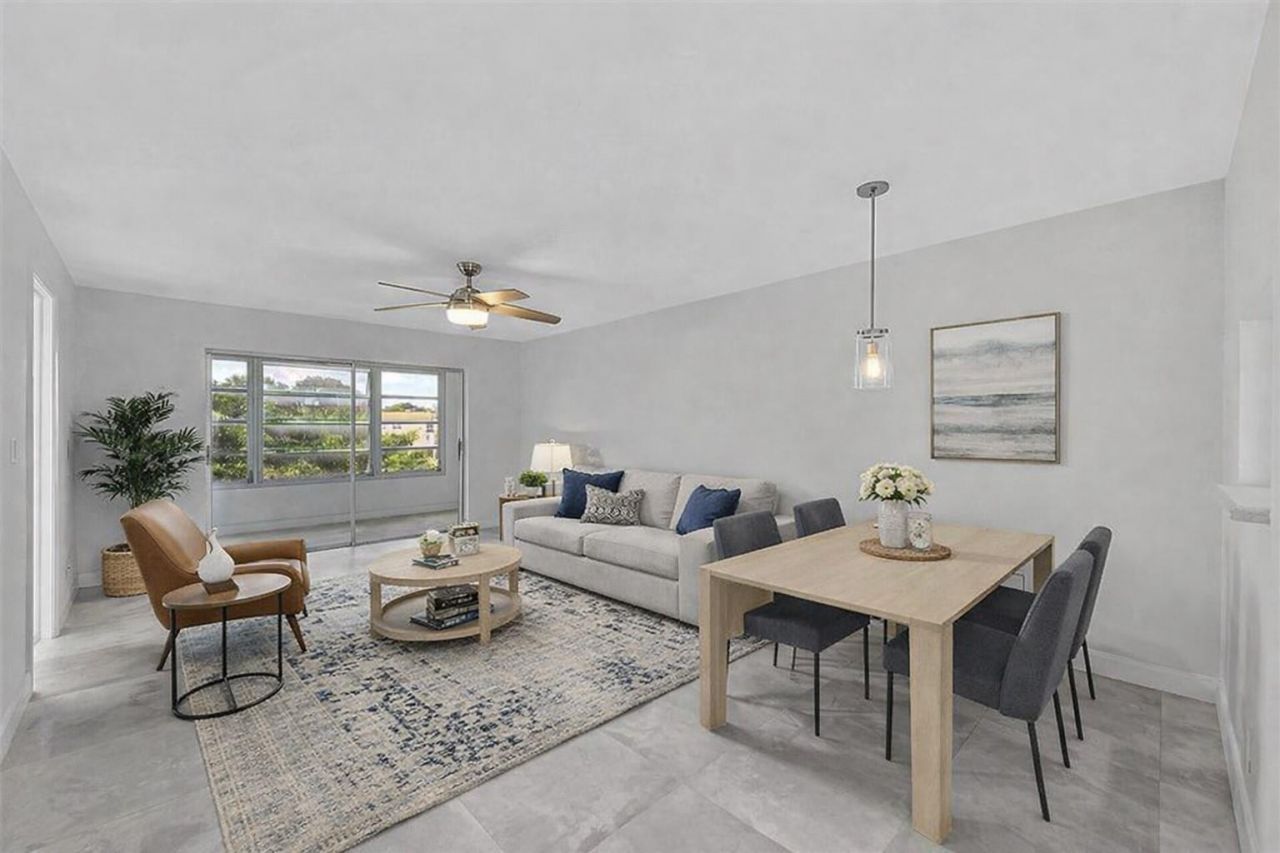 9761 Sunrise Lakes Boulevard, Unit 301, Sunrise, FL 33322 Photo