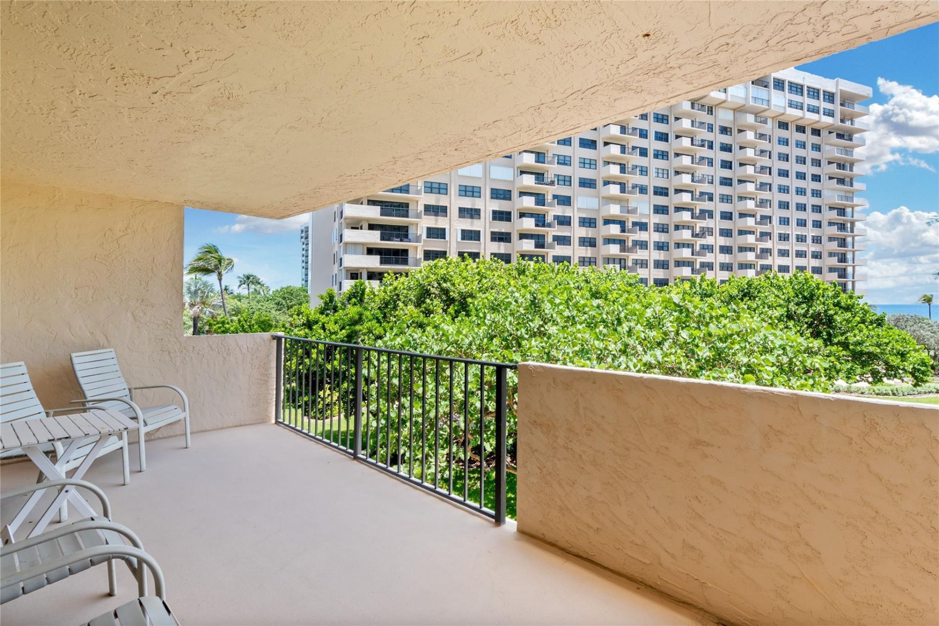 4900 N Ocean Boulevard, Unit 416, Lauderdale by the Sea, FL 33308 Photo