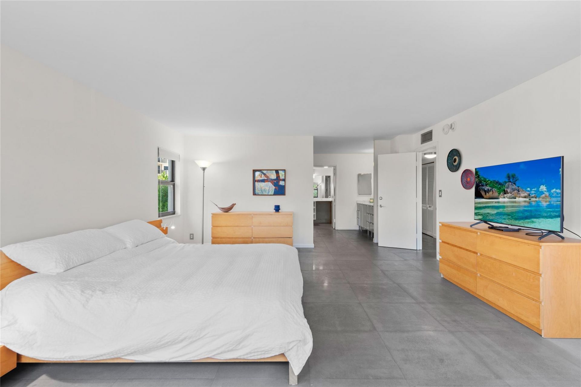 4900 N Ocean Boulevard, Unit 416, Lauderdale by the Sea, FL 33308 Photo