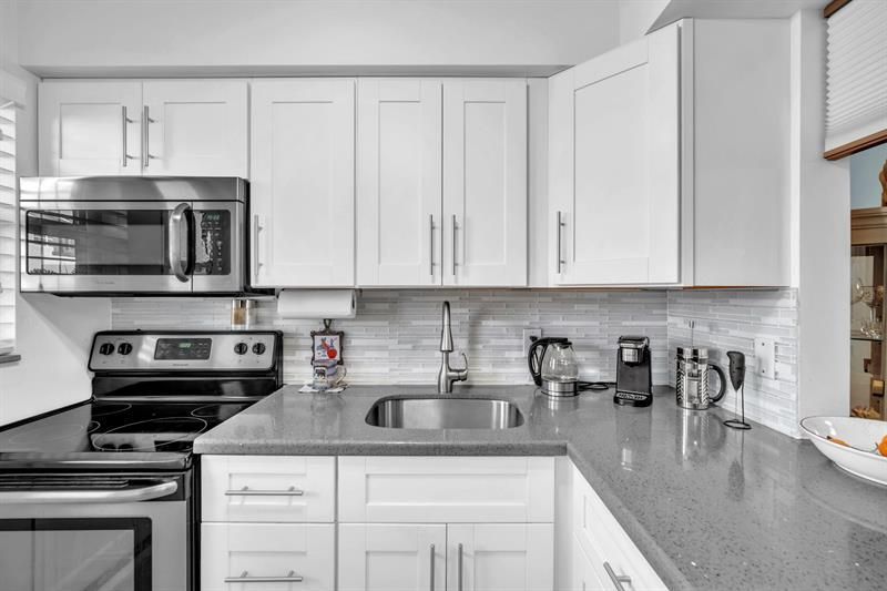 2131 NE 42nd Court, Unit 104e, Lighthouse Point, FL 33064 Photo