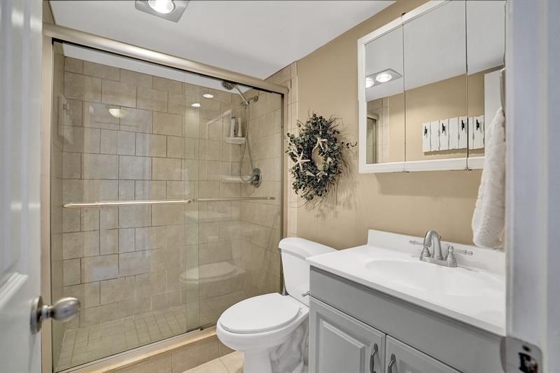 2940 N Course Dr, Unit 511, Pompano Beach, FL 33069 Photo