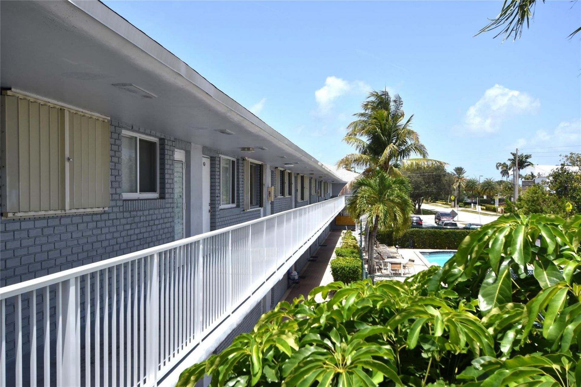 2175 NE 56th Street, Unit 208, Fort Lauderdale, FL 33308 Photo