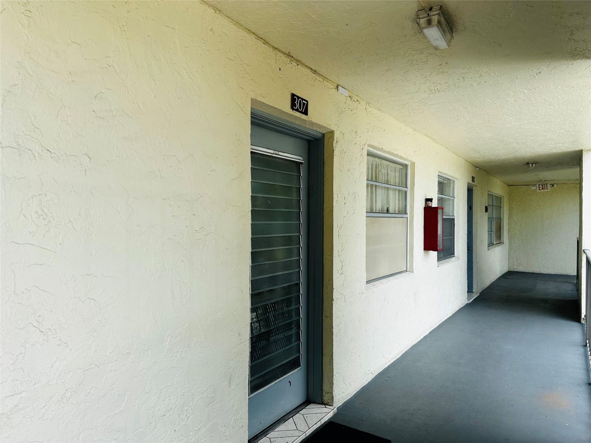 3070 NW 48th Terrace, Unit 307, Lauderdale Lakes, FL 33313 Photo