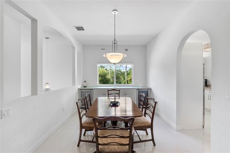 7940 Exeter Circle, Unit 201, Tamarac, FL 33321 Photo