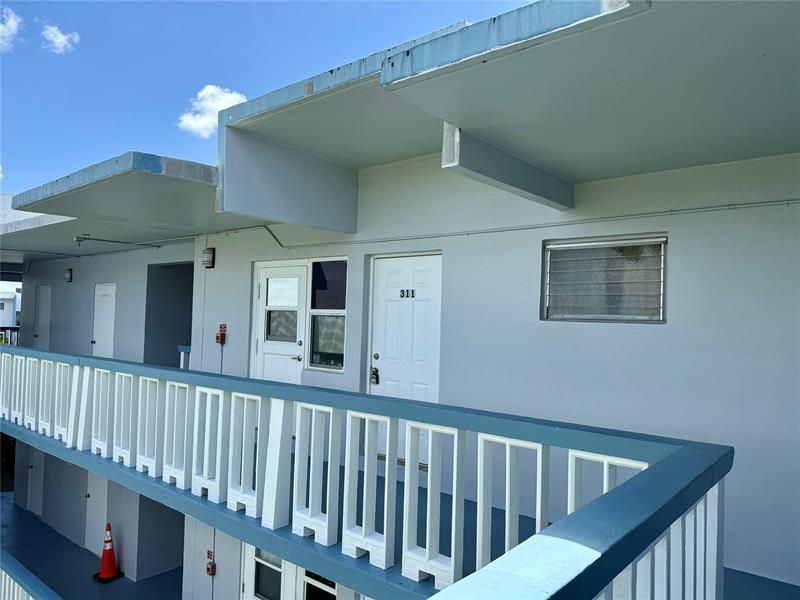 2300 Park Lane, Unit 311, Hollywood, FL 33021 Photo
