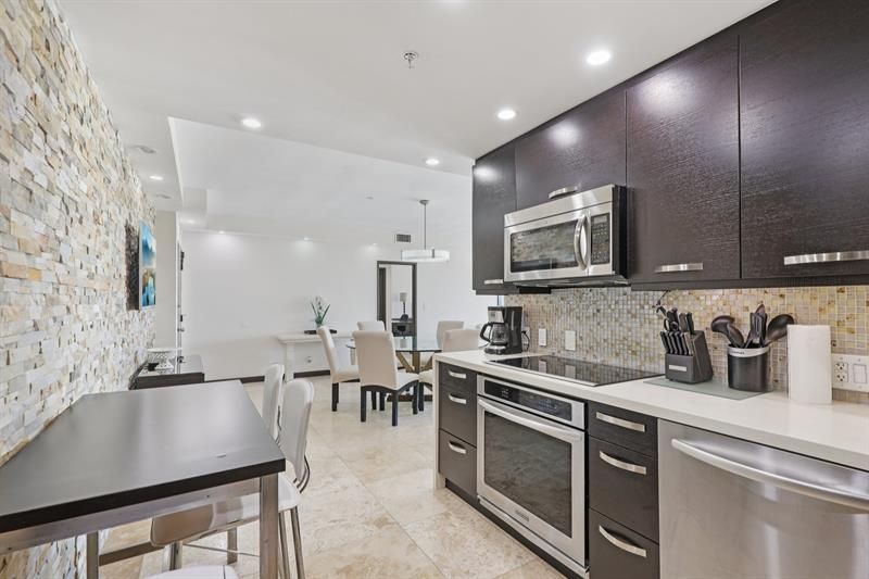 5601 Collins Avenue, Unit 1716, Miami Beach, FL 33140 Photo