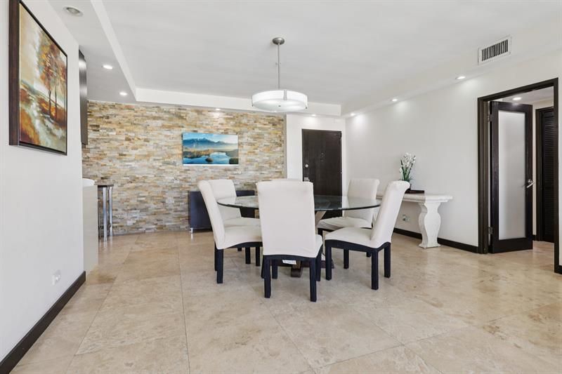 5601 Collins Avenue, Unit 1716, Miami Beach, FL 33140 Photo