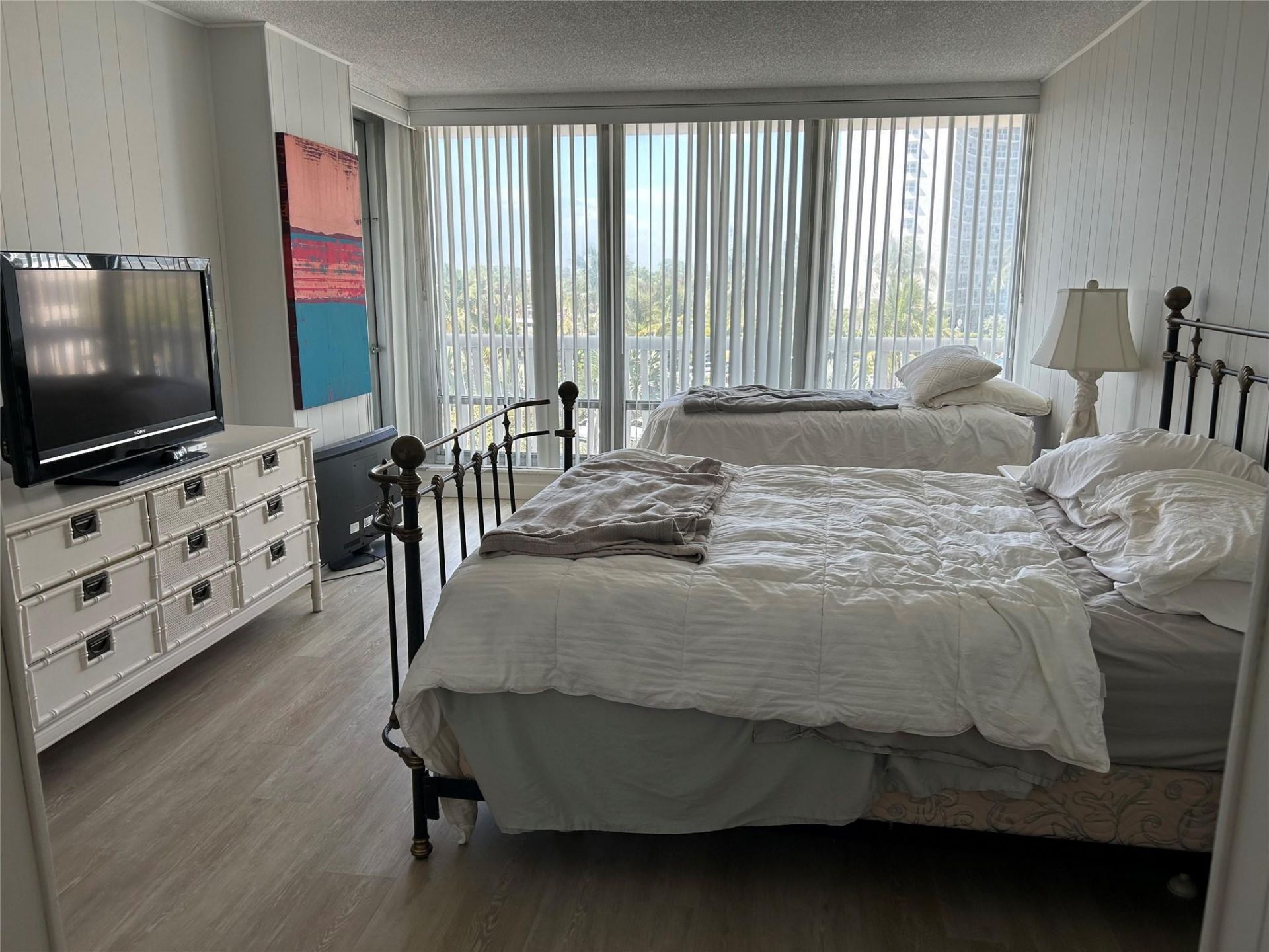 4020 Galt Ocean Drive, Unit 301, Fort Lauderdale, FL 33308 Photo