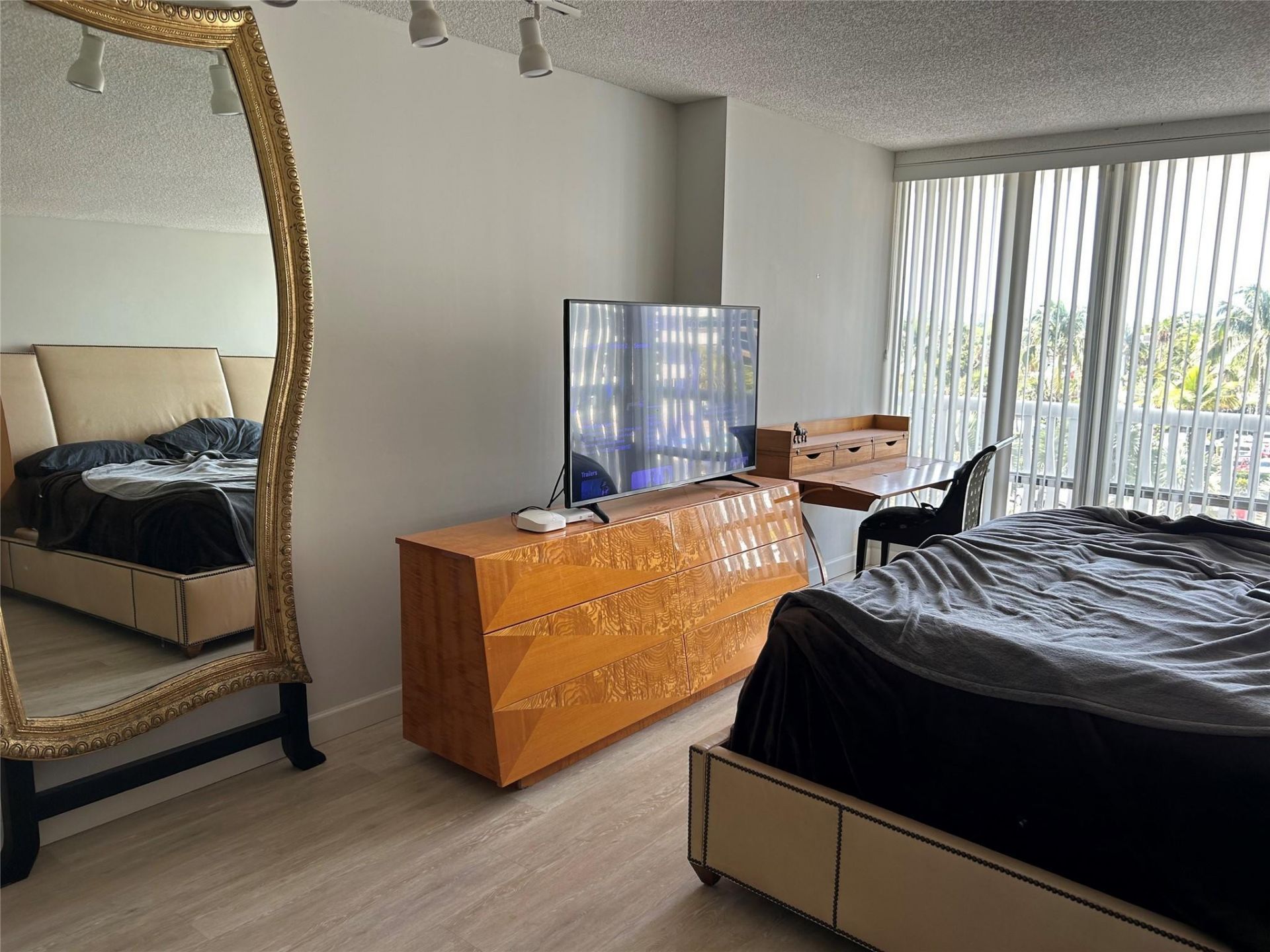 4020 Galt Ocean Drive, Unit 301, Fort Lauderdale, FL 33308 Photo