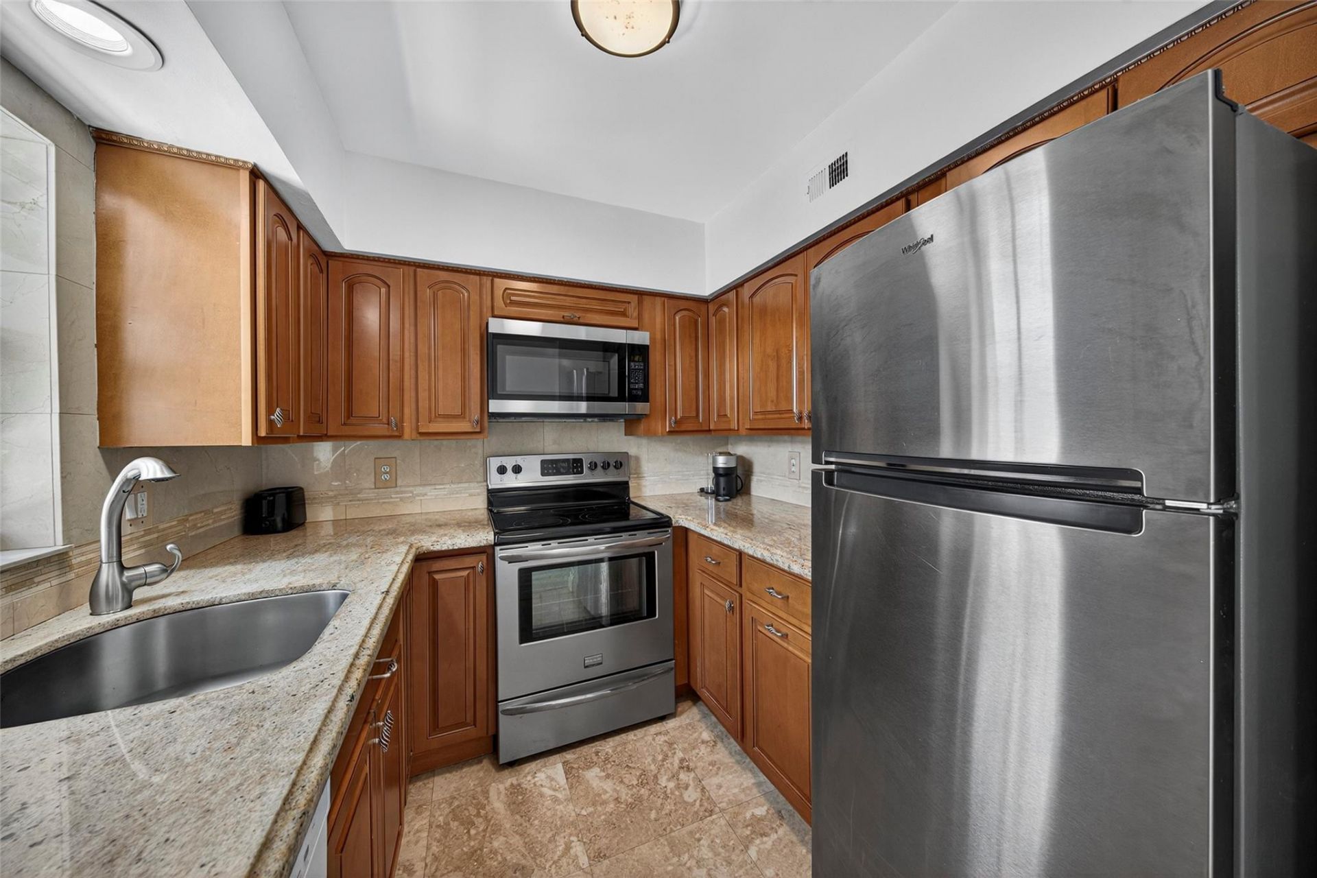 2708 NE 14th Street Causeway, Unit 2, Pompano Beach, FL 33062 Photo