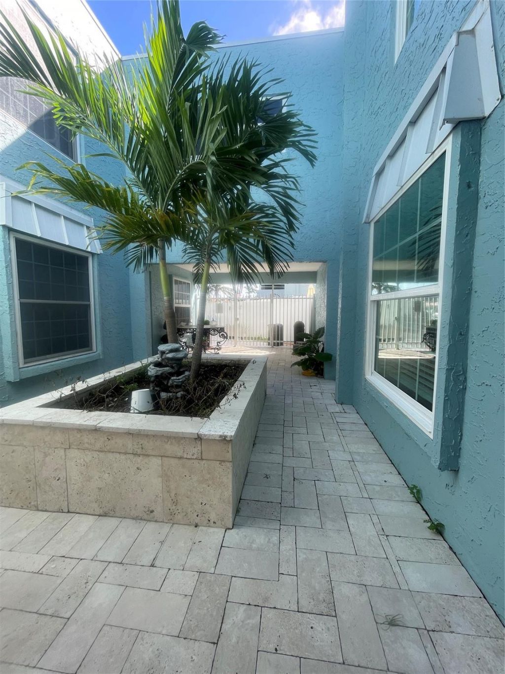 2708 NE 14th Street Causeway, Unit 2, Pompano Beach, FL 33062 Photo