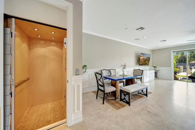 1368 Bayview Drive, Fort Lauderdale, FL 33304 Photo