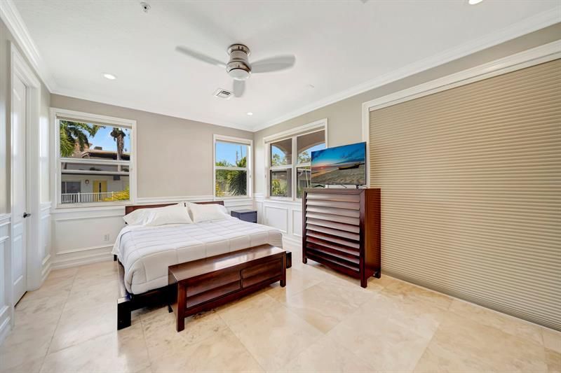 1368 Bayview Drive, Fort Lauderdale, FL 33304 Photo