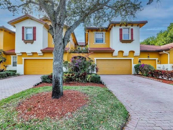 5782 NW 119th Dr, Coral Springs, FL 33076