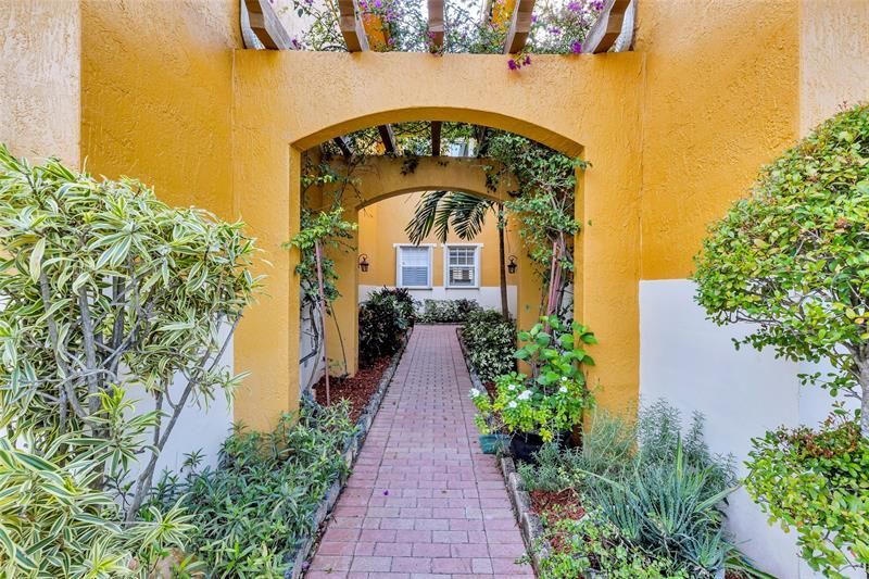 5782 NW 119th Dr, Coral Springs, FL 33076 Photo