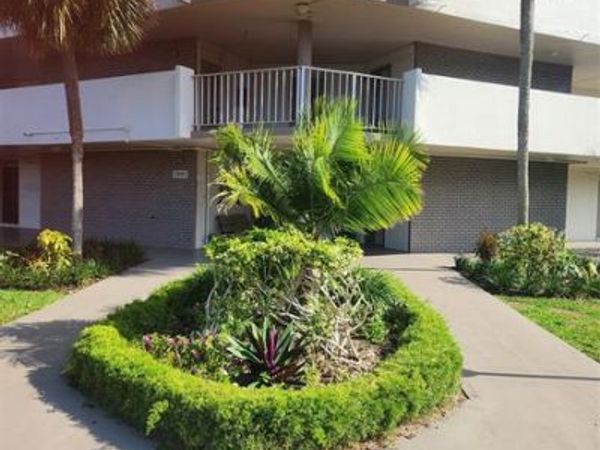 2801 NW 47 tER, Unit 403B, Lauderdale Lakes, FL 33313