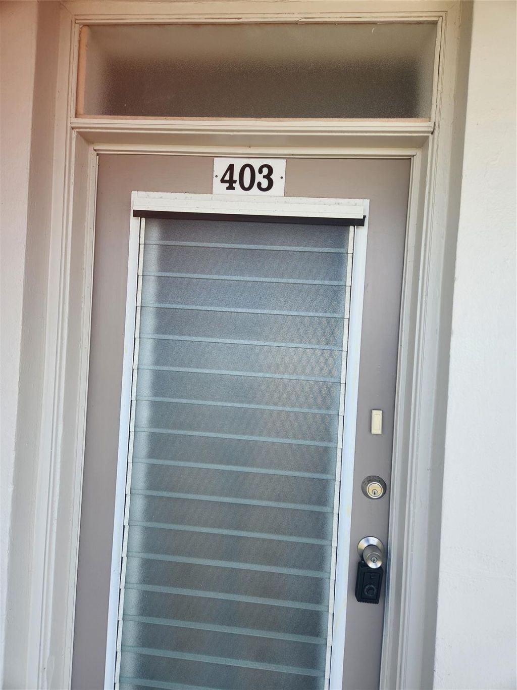 2801 47 Terrace, Unit 403B, Lauderdale Lakes, FL 33313 Photo