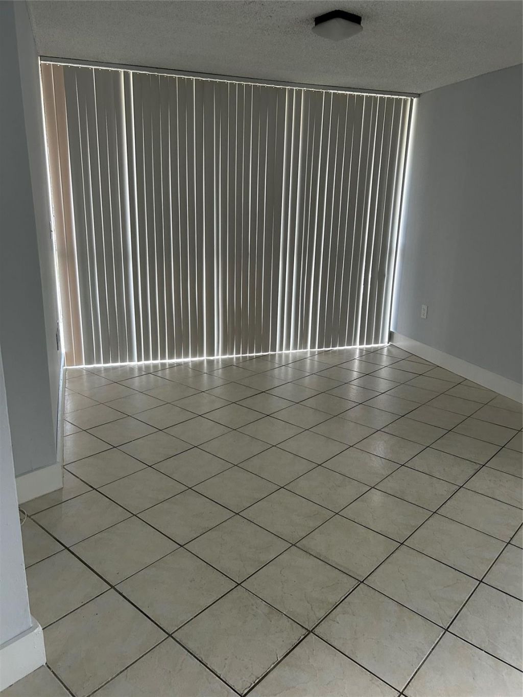 7035 NW 186th Street, Unit D-111, Hialeah, FL 33015 Photo