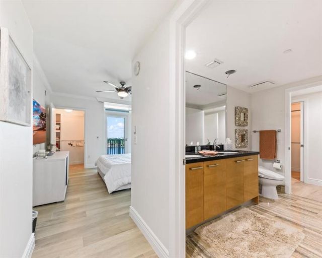 101 S Fort Lauderdale Beach Boulevard, Unit 1104, Fort Lauderdale, FL 33316 Photo