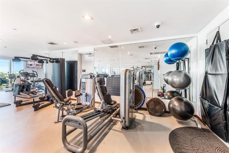 101 S Fort Lauderdale Beach Boulevard, Unit 1104, Fort Lauderdale, FL 33316 Photo