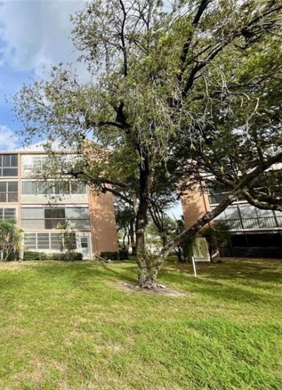 7320 Lake Circle Dr, Unit 101, Margate, FL 33063 Photo