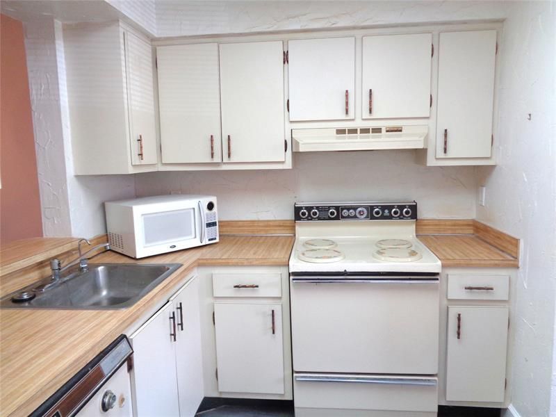 7320 Lake Circle Dr, Unit 101, Margate, FL 33063 Photo