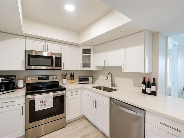 4013 N Ocean Dr, Unit 301, Fort Lauderdale, FL 33308