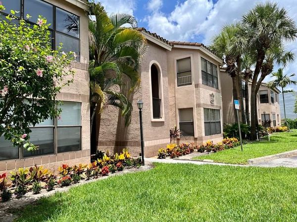 2796 S University Drive, Unit 2207, Davie, FL 33328
