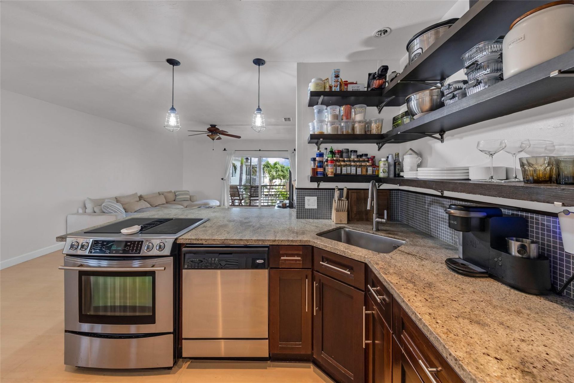 1535 SE 15th Street, Unit 305, Fort Lauderdale, FL 33316 Photo