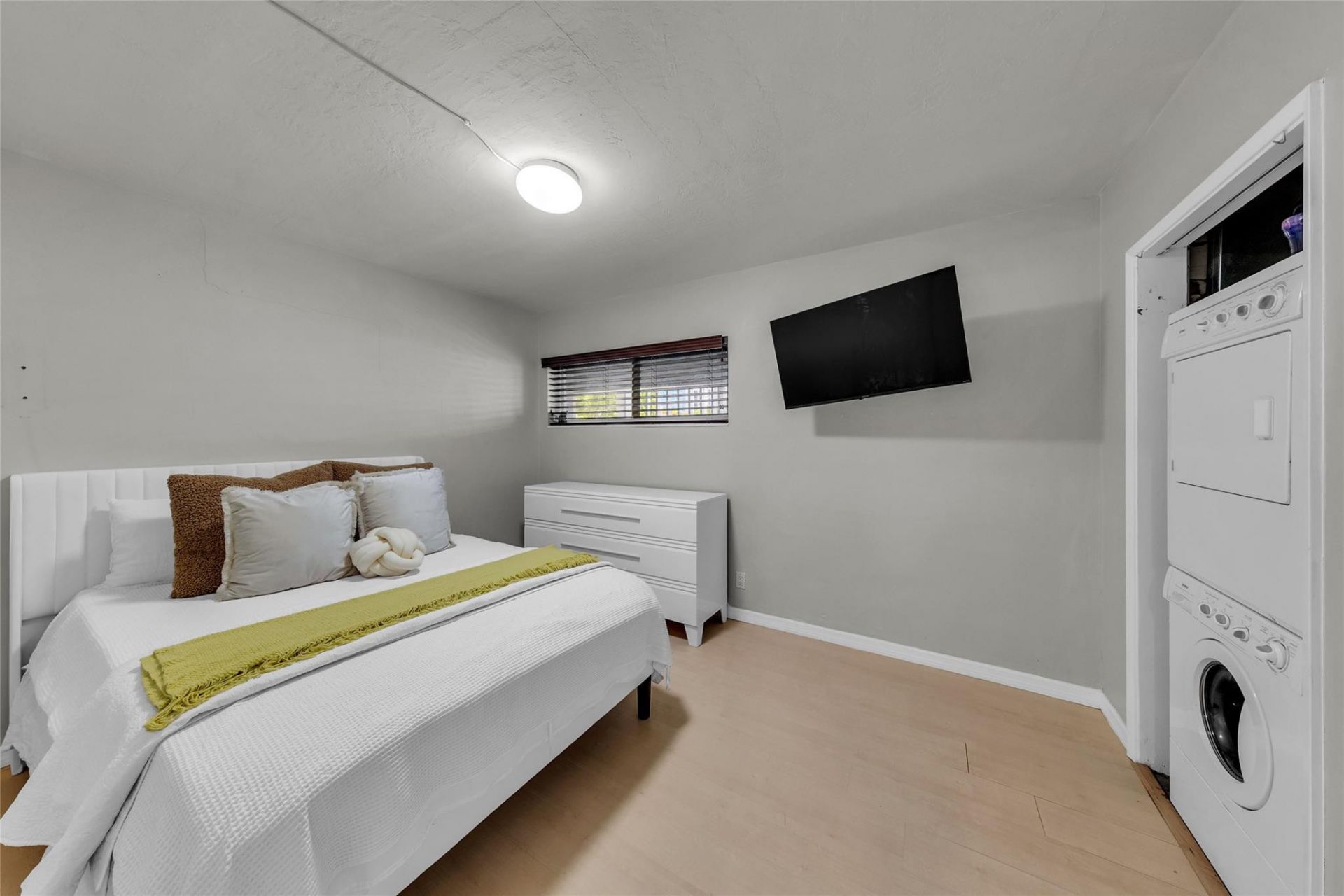 1535 SE 15th Street, Unit 305, Fort Lauderdale, FL 33316 Photo