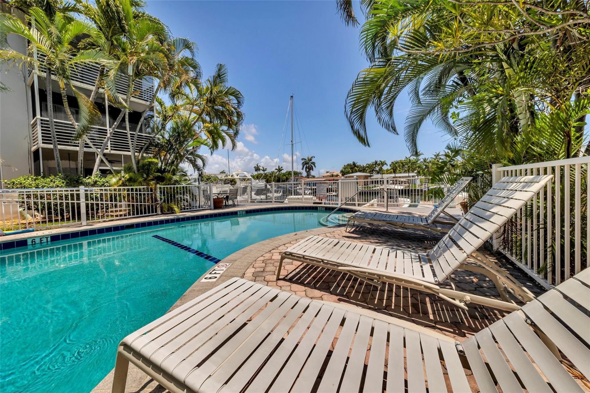 1535 SE 15th Street, Unit 305, Fort Lauderdale, FL 33316 Photo