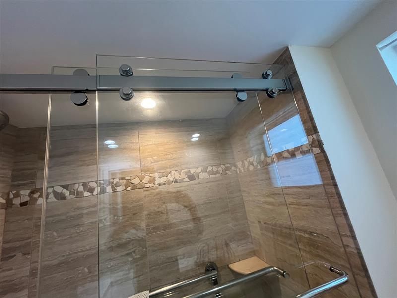 333 NE 21st Avenue, Unit 318, Deerfield Beach, FL 33441 Photo