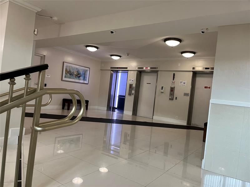 333 NE 21st Avenue, Unit 318, Deerfield Beach, FL 33441 Photo