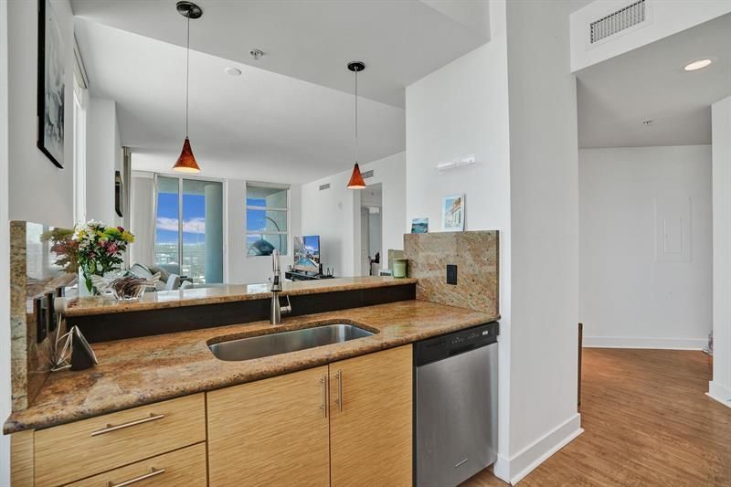 315 NE 3rd Avenue, Unit 1201, Fort Lauderdale, FL 33301 Photo