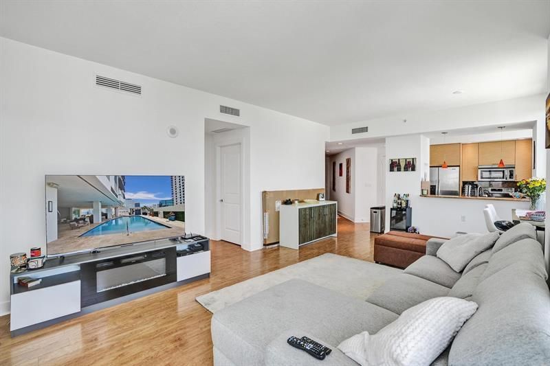 315 NE 3rd Avenue, Unit 1201, Fort Lauderdale, FL 33301 Photo