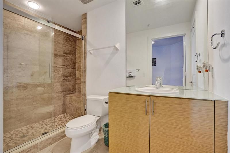 315 NE 3rd Avenue, Unit 1201, Fort Lauderdale, FL 33301 Photo