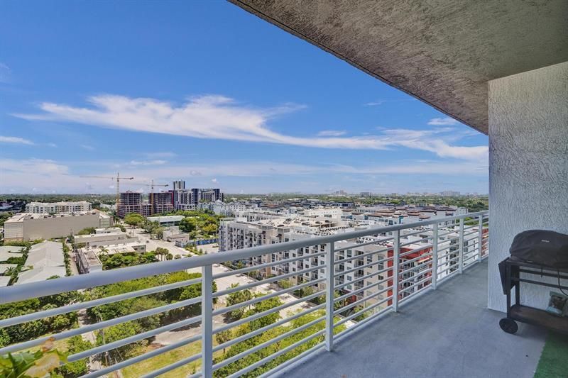 315 NE 3rd Avenue, Unit 1201, Fort Lauderdale, FL 33301 Photo