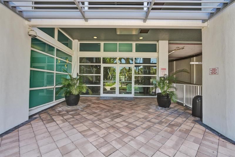 315 NE 3rd Avenue, Unit 1201, Fort Lauderdale, FL 33301 Photo
