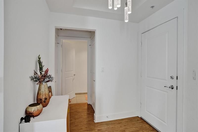 315 NE 3rd Avenue, Unit 1201, Fort Lauderdale, FL 33301 Photo