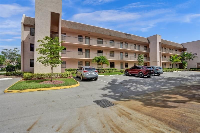 10434 Sunrise Lakes Boulevard, Unit 202, Sunrise, FL 33322 Photo