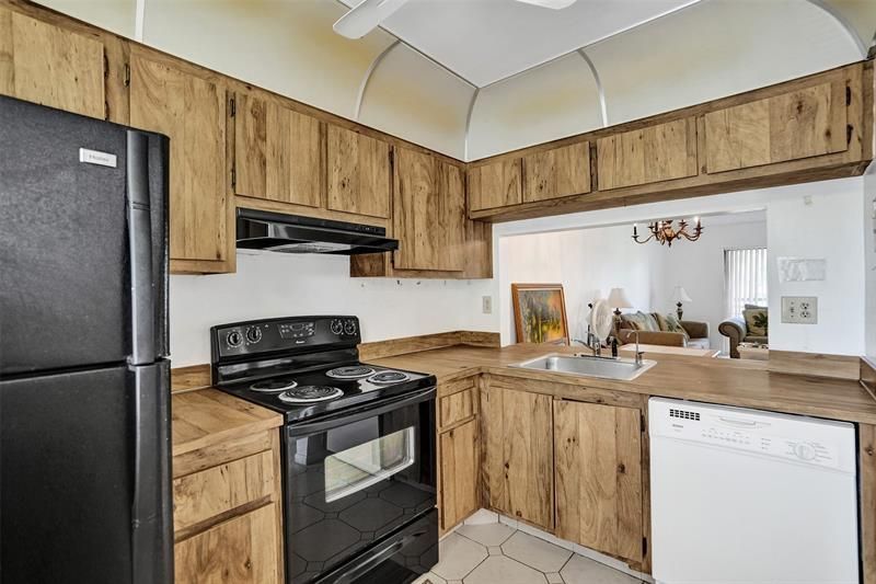 10434 Sunrise Lakes Boulevard, Unit 202, Sunrise, FL 33322 Photo