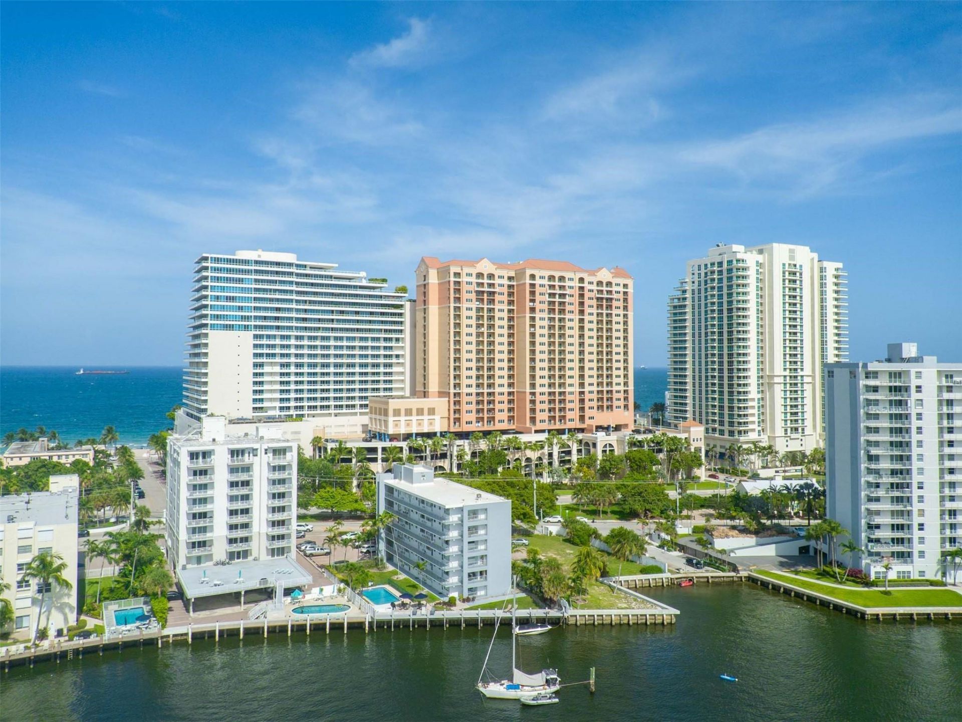 9 N Birch Road, Unit 401, Fort Lauderdale, FL 33304 Photo