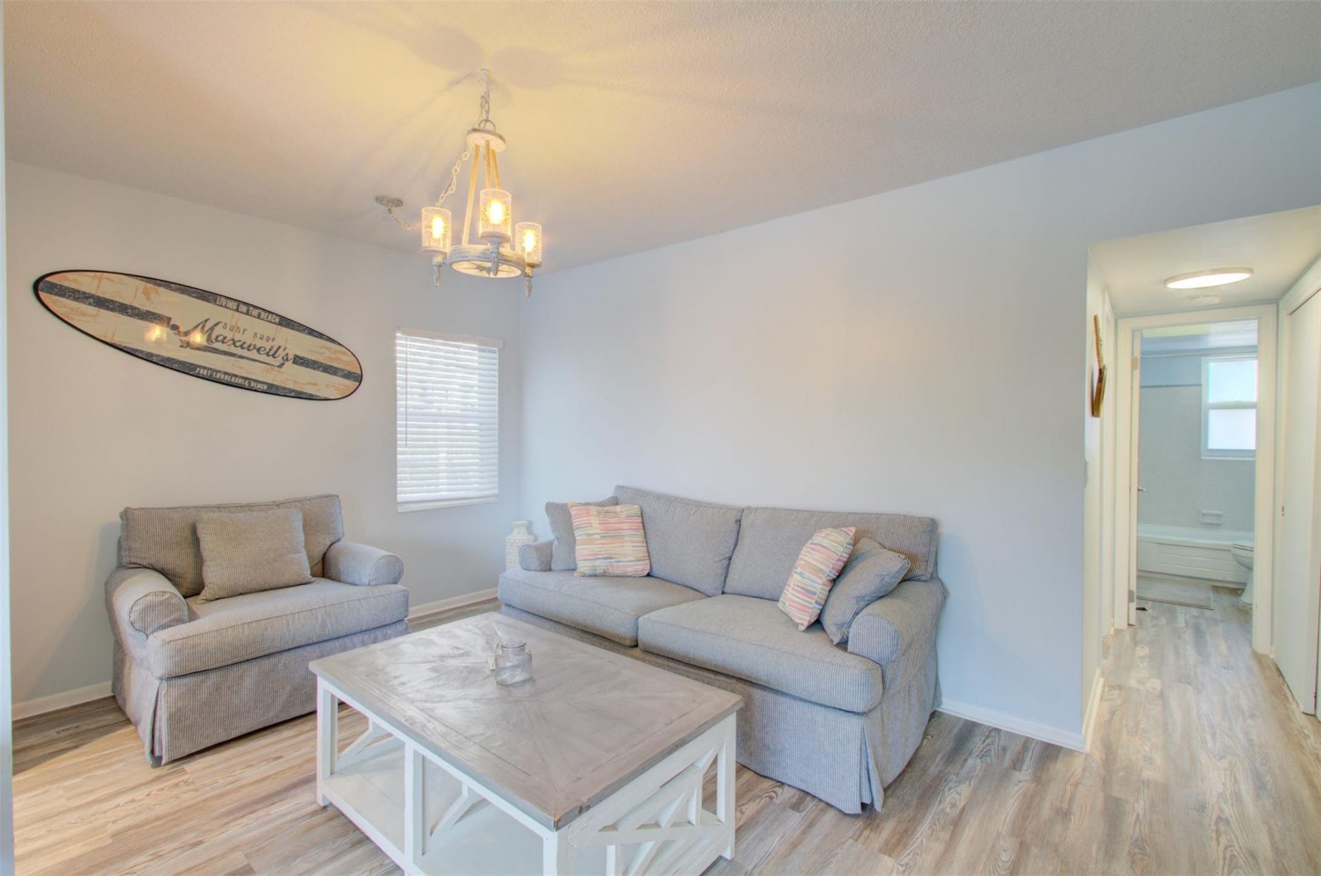 9 N Birch Road, Unit 401, Fort Lauderdale, FL 33304 Photo