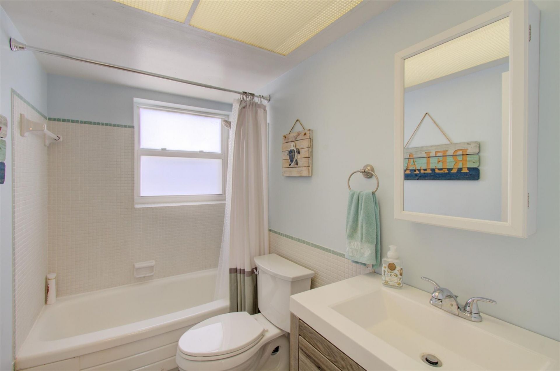 9 N Birch Road, Unit 401, Fort Lauderdale, FL 33304 Photo