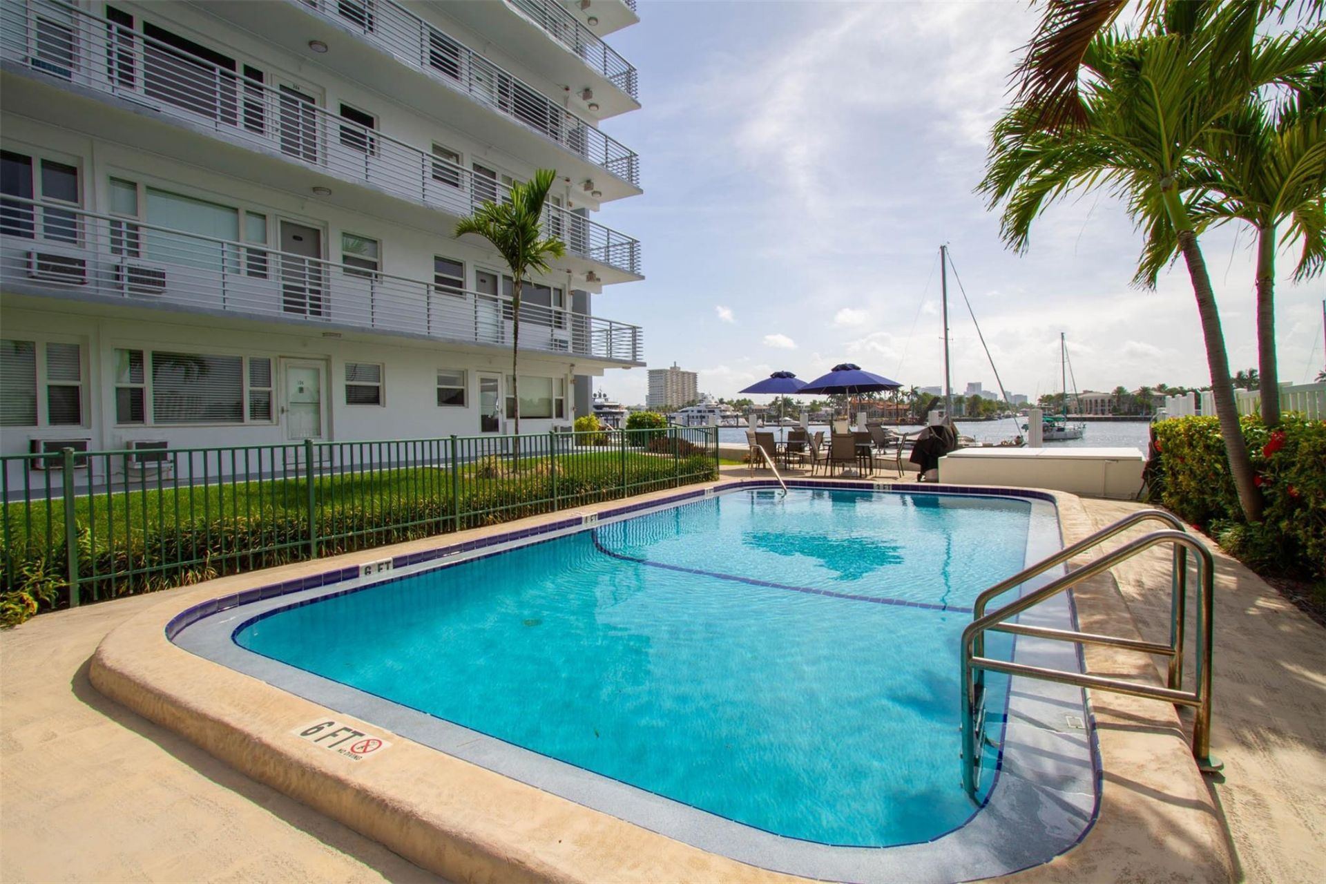 9 N Birch Road, Unit 401, Fort Lauderdale, FL 33304 Photo